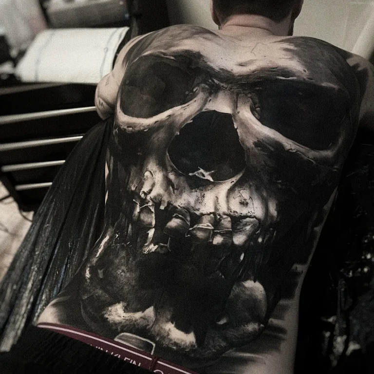 tattoo lübeck skull